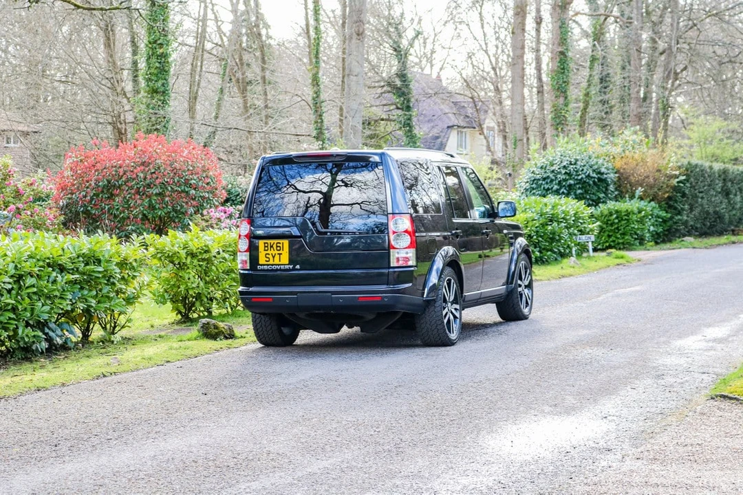 2011 Land Rover Discovery 4th Gen - Image 7 of 30