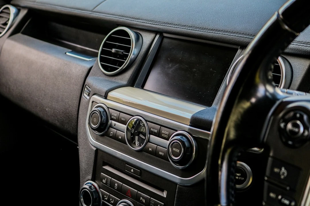 2011 Land Rover Discovery 4th Gen - Image 20 of 30