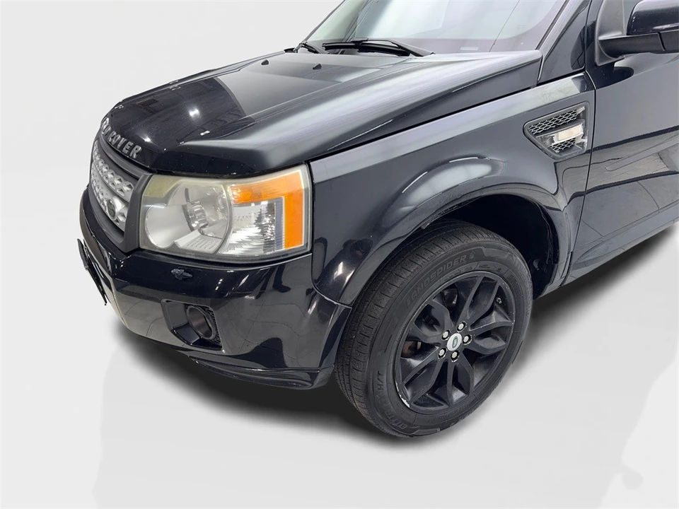 2011 Land Rover Freelander - Image 11 of 12