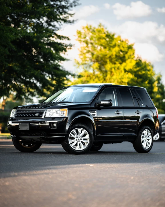 2011 Land Rover Freelander - Image 8 of 31
