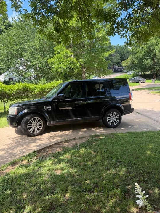 2011 Land Rover Discovery 4th Gen - Image 2 of 11
