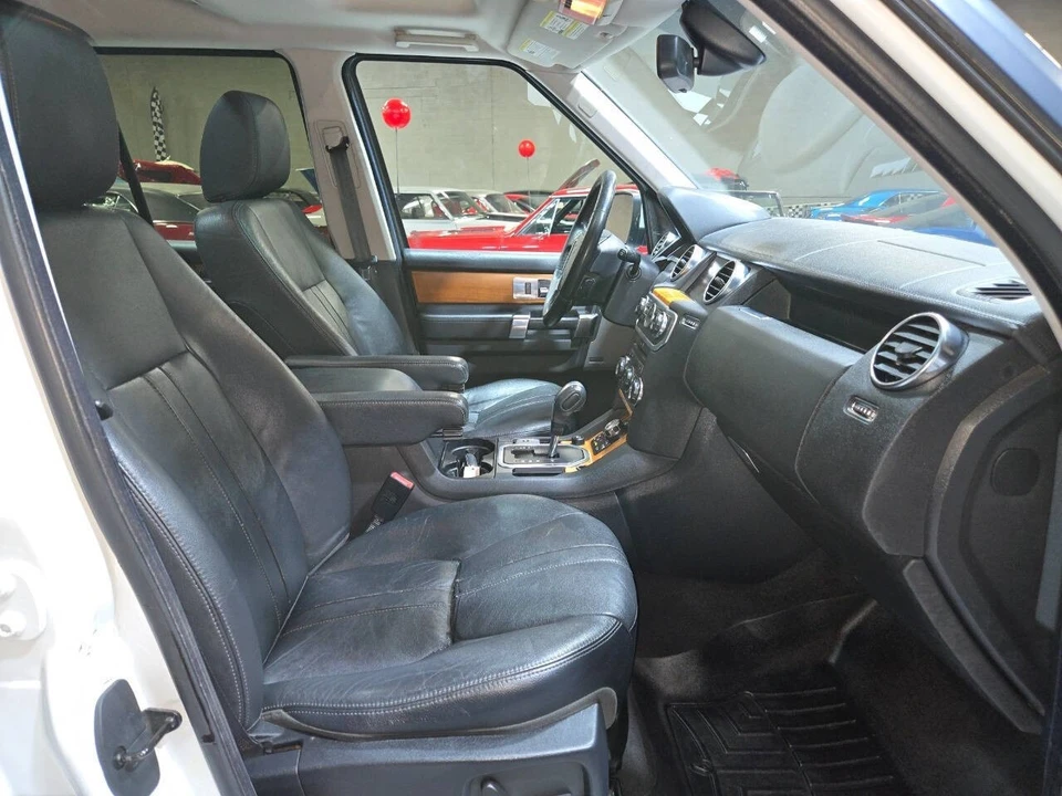 2011 Land Rover Discovery 4th Gen - Image 13 of 21