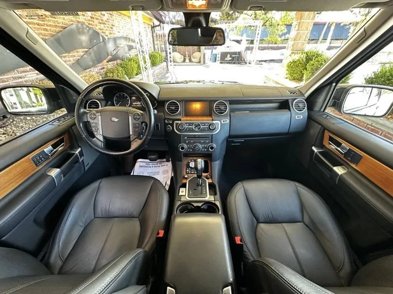 2011 Land Rover Discovery 4th Gen - Image 9 of 12