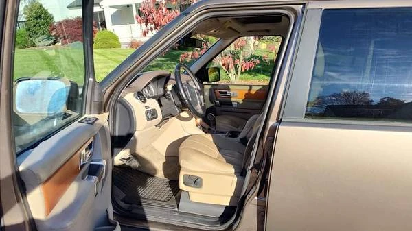 2011 Land Rover Discovery 4th Gen - Image 8 of 19