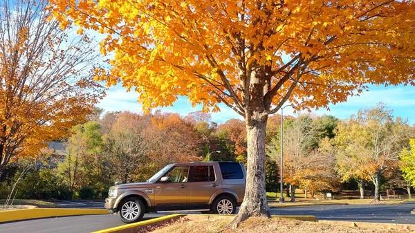 2011 Land Rover Discovery 4th Gen - Image 17 of 19