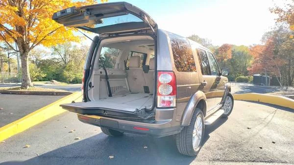 2011 Land Rover Discovery 4th Gen - Image 15 of 19