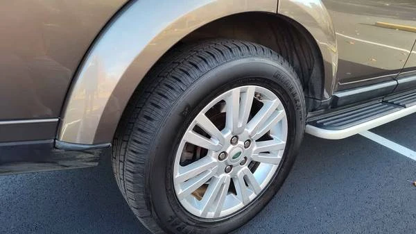 2011 Land Rover Discovery 4th Gen - Image 18 of 19