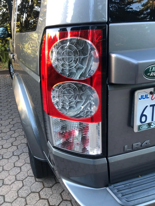 2011 Land Rover Discovery 4th Gen - Image 21 of 31