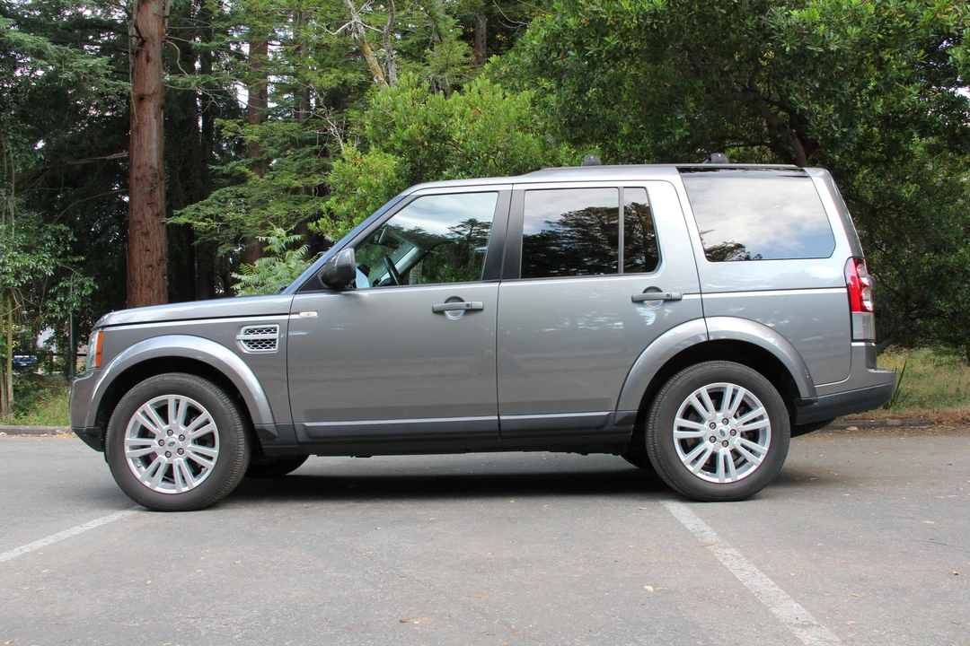 2011 Land Rover Discovery 4th Gen - Image 10 of 31