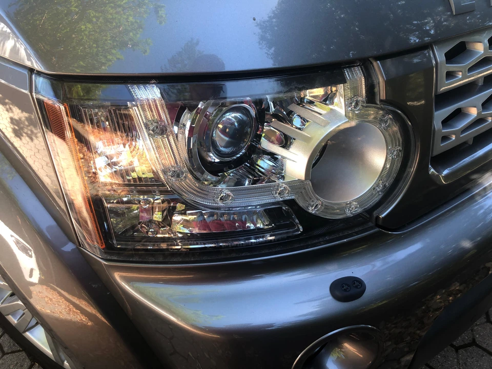 2011 Land Rover Discovery 4th Gen - Image 18 of 31