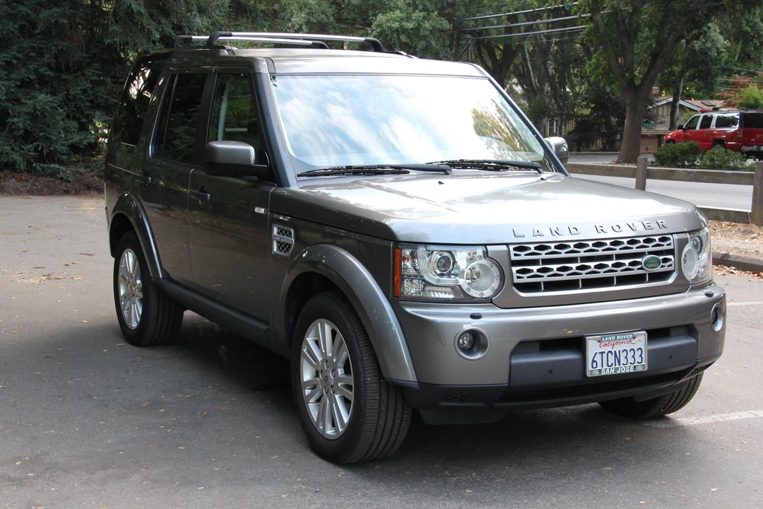 2011 Land Rover Discovery 4th Gen - Image 17 of 31
