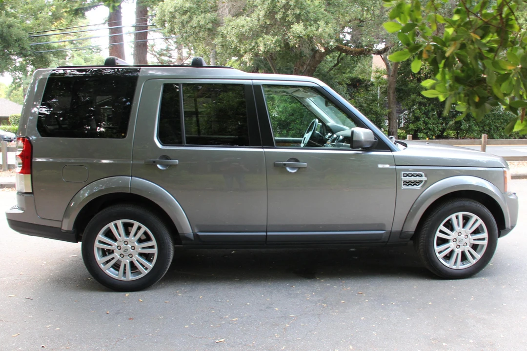 2011 Land Rover Discovery 4th Gen - Image 3 of 31