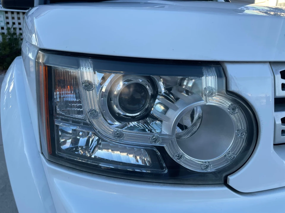 2011 Land Rover Discovery 4th Gen - Image 26 of 31