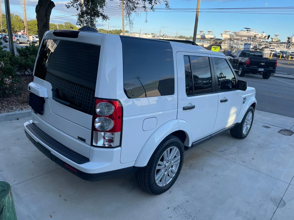 2011 Land Rover Discovery 4th Gen - Image 13 of 31