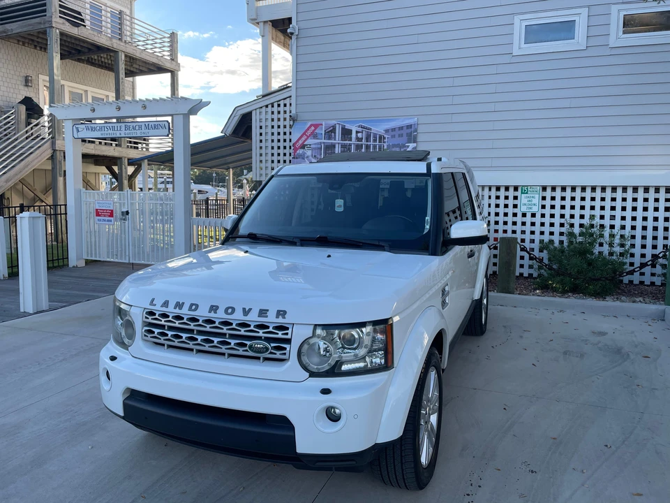2011 Land Rover Discovery 4th Gen - Image 6 of 31