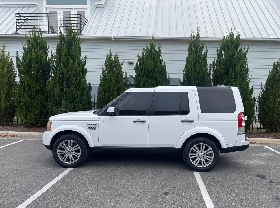 2011 Land Rover Discovery 4th Gen - Image 7 of 31