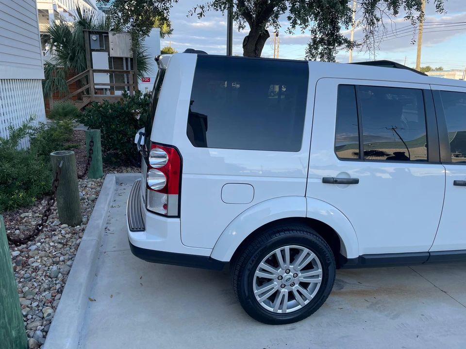 2011 Land Rover Discovery 4th Gen - Image 21 of 31