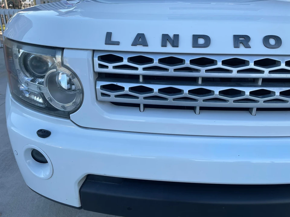 2011 Land Rover Discovery 4th Gen - Image 30 of 31