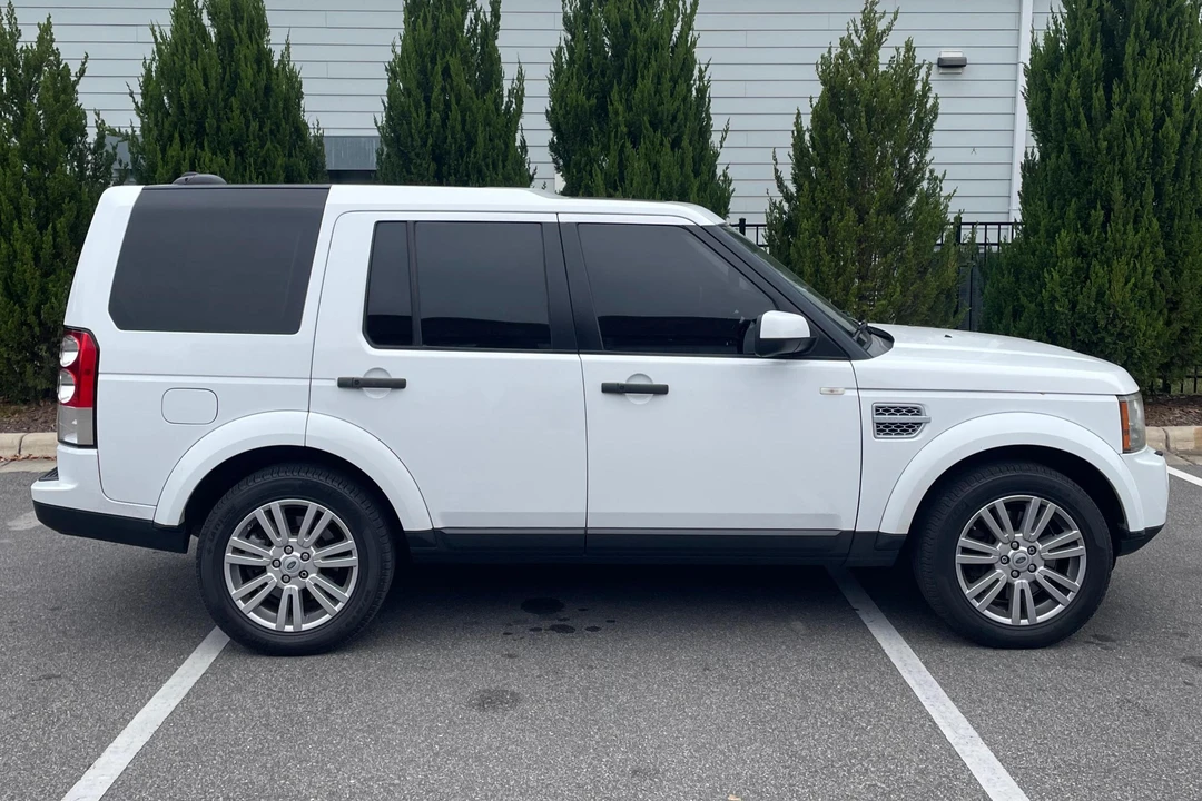 2011 Land Rover Discovery 4th Gen - Image 3 of 31