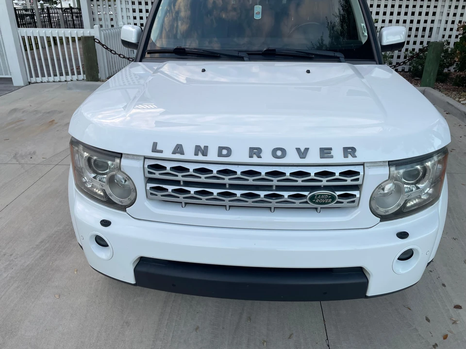 2011 Land Rover Discovery 4th Gen - Image 17 of 31