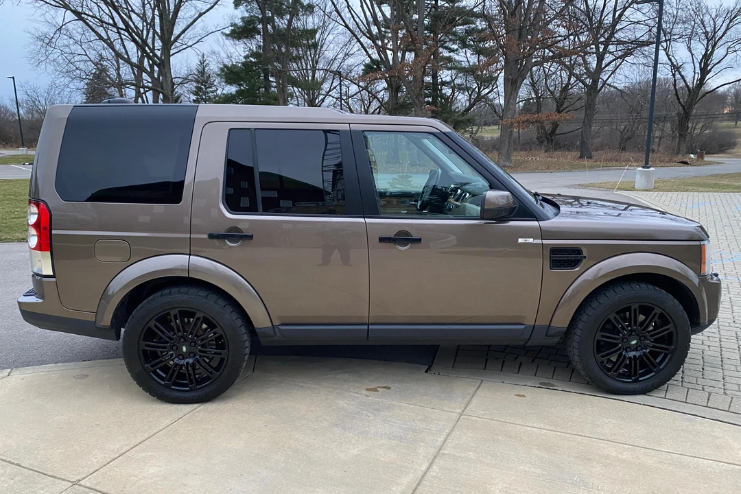 2011 Land Rover Discovery 4th Gen - Image 3 of 31