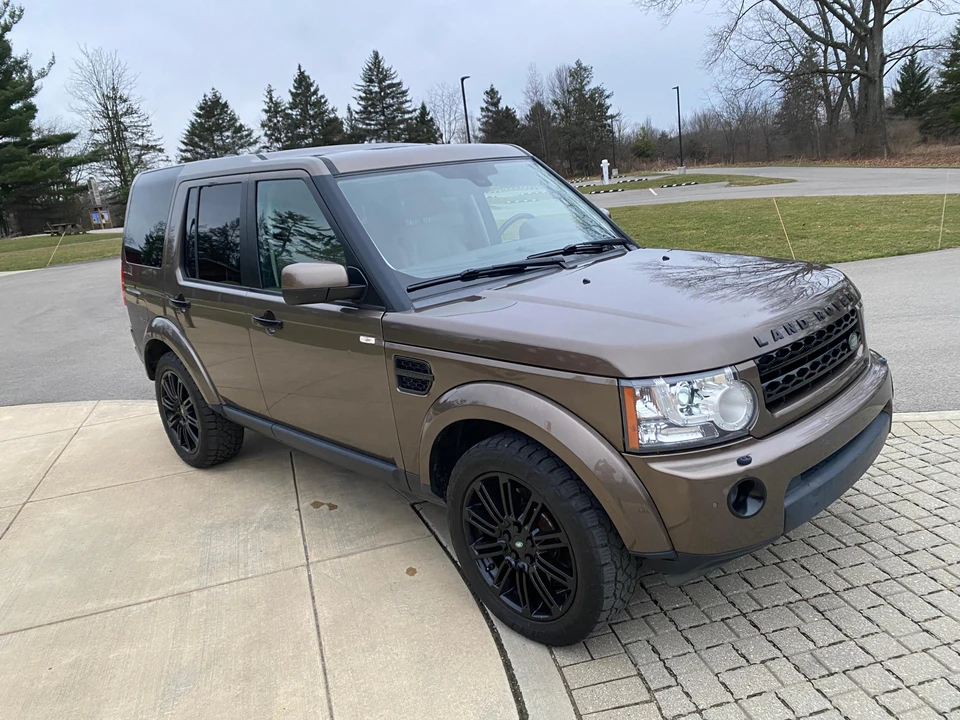 2011 Land Rover Discovery 4th Gen - Image 9 of 31