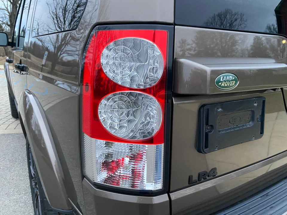 2011 Land Rover Discovery 4th Gen - Image 16 of 31