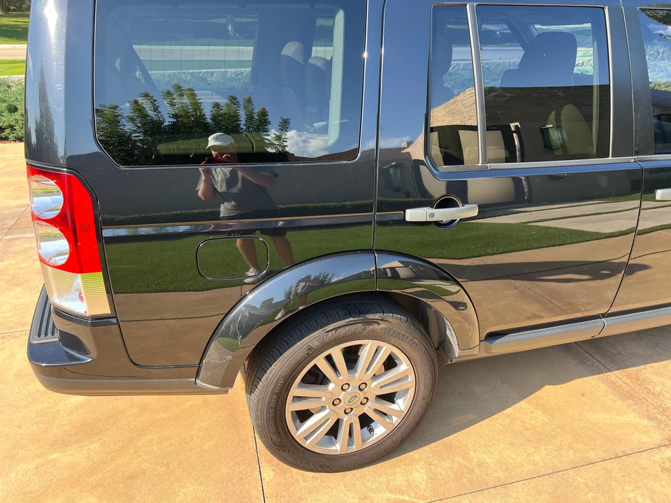 2011 Land Rover Discovery 4th Gen - Image 14 of 31