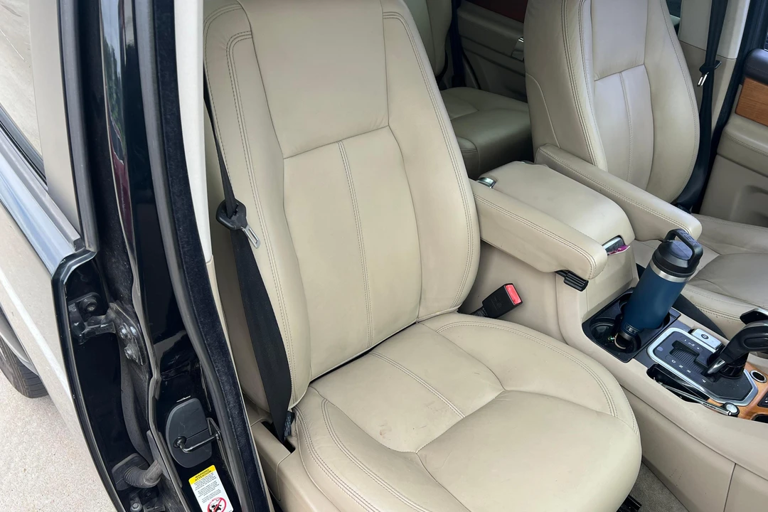 2011 Land Rover Discovery 4th Gen - Image 23 of 31