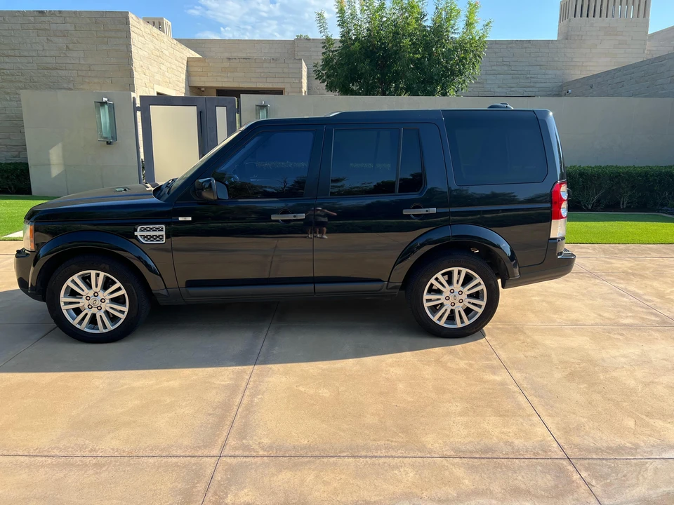 2011 Land Rover Discovery 4th Gen - Image 6 of 31