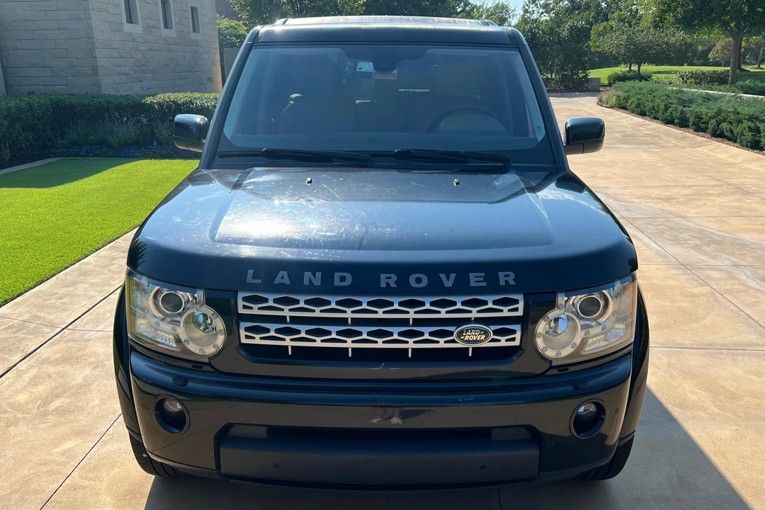2011 Land Rover Discovery 4th Gen - Image 2 of 31