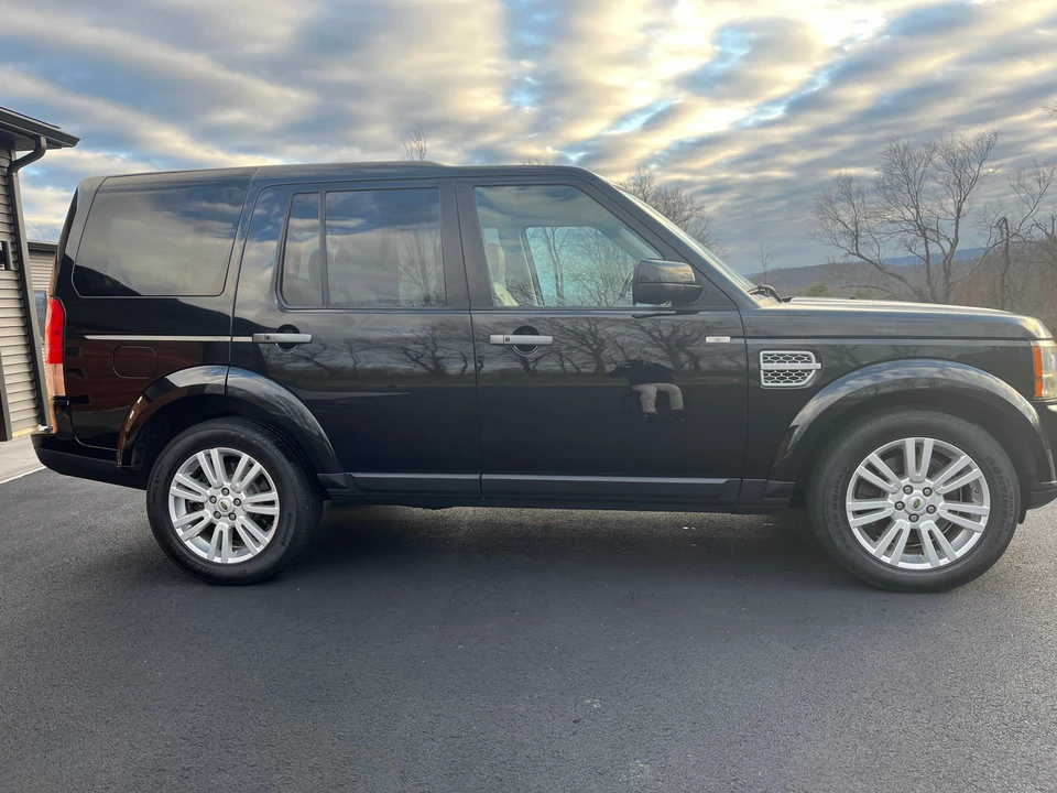 2011 Land Rover Discovery 4th Gen - Image 16 of 31