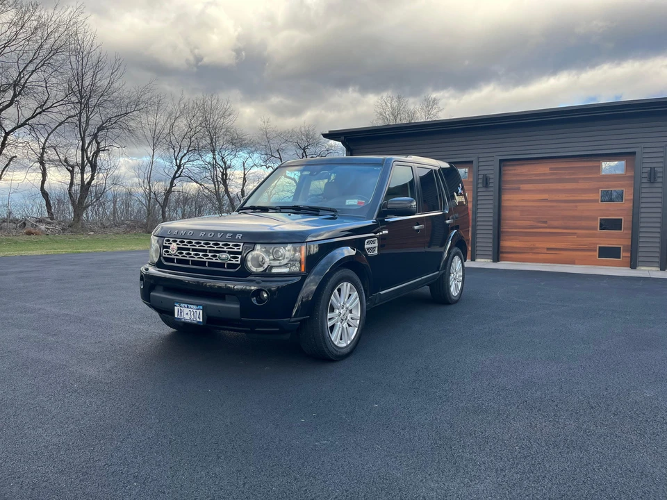 2011 Land Rover Discovery 4th Gen - Image 7 of 31
