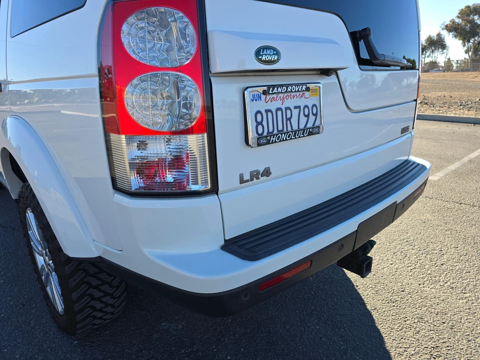 2011 Land Rover Discovery 4th Gen - Image 16 of 31