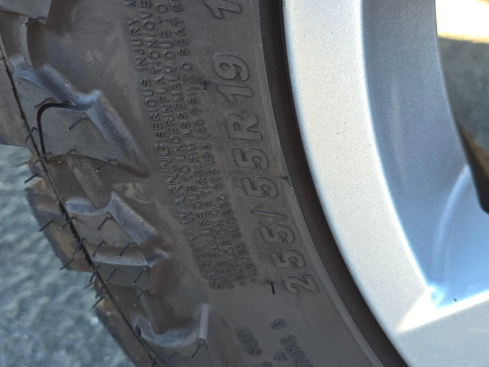 2011 Land Rover Discovery 4th Gen - Image 26 of 31