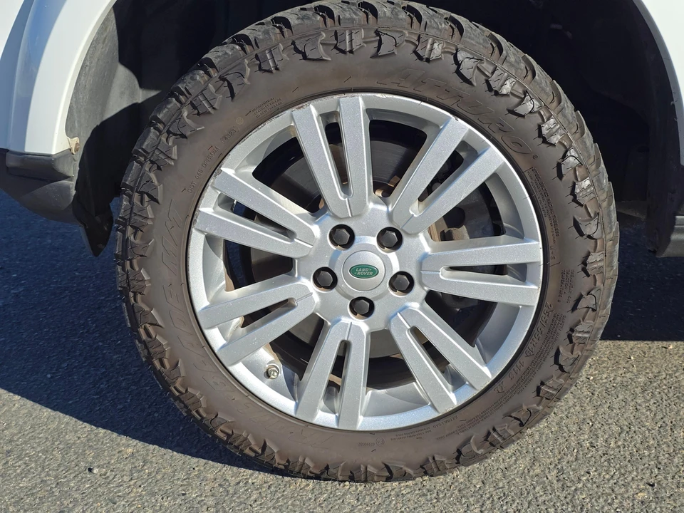 2011 Land Rover Discovery 4th Gen - Image 22 of 31