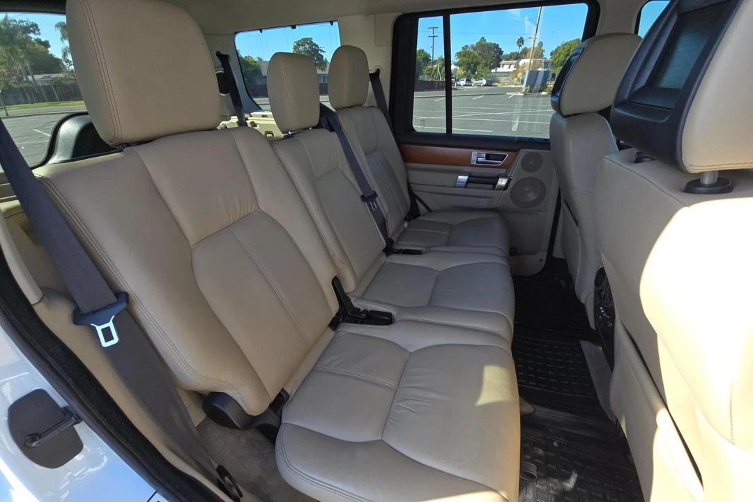 2011 Land Rover Discovery 4th Gen - Image 31 of 31