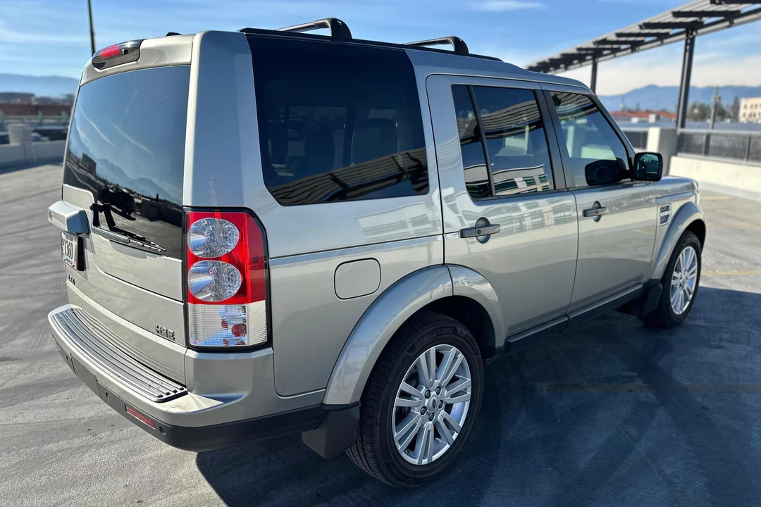 2011 Land Rover Discovery 4th Gen - Image 4 of 31