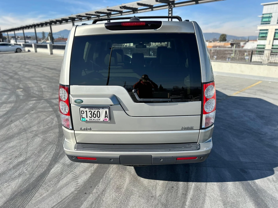 2011 Land Rover Discovery 4th Gen - Image 28 of 31