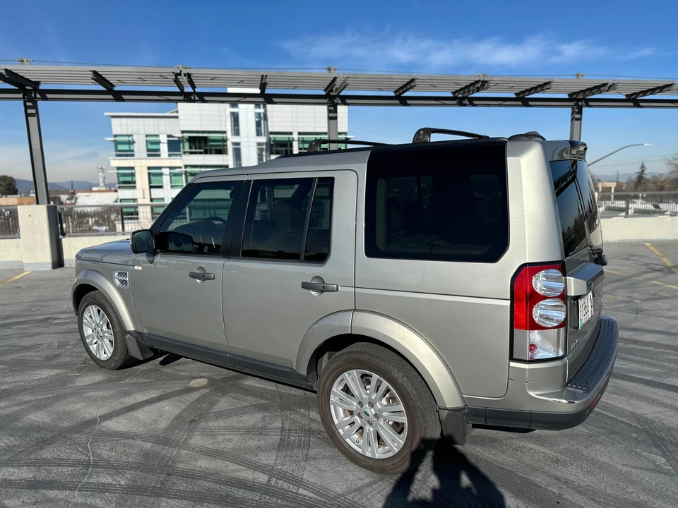 2011 Land Rover Discovery 4th Gen - Image 20 of 31