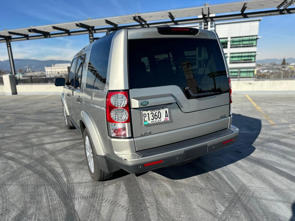 2011 Land Rover Discovery 4th Gen - Image 24 of 31