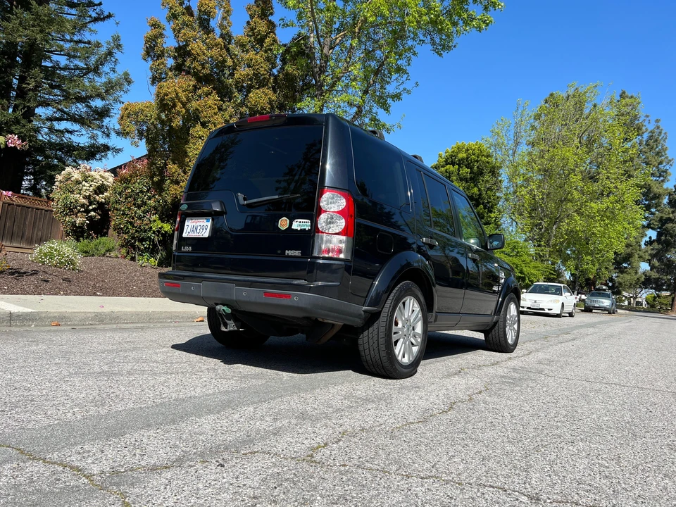 2011 Land Rover Discovery 4th Gen - Image 17 of 28