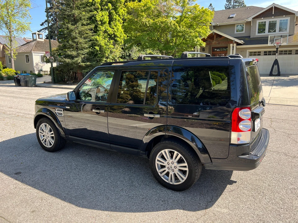 2011 Land Rover Discovery 4th Gen - Image 11 of 28