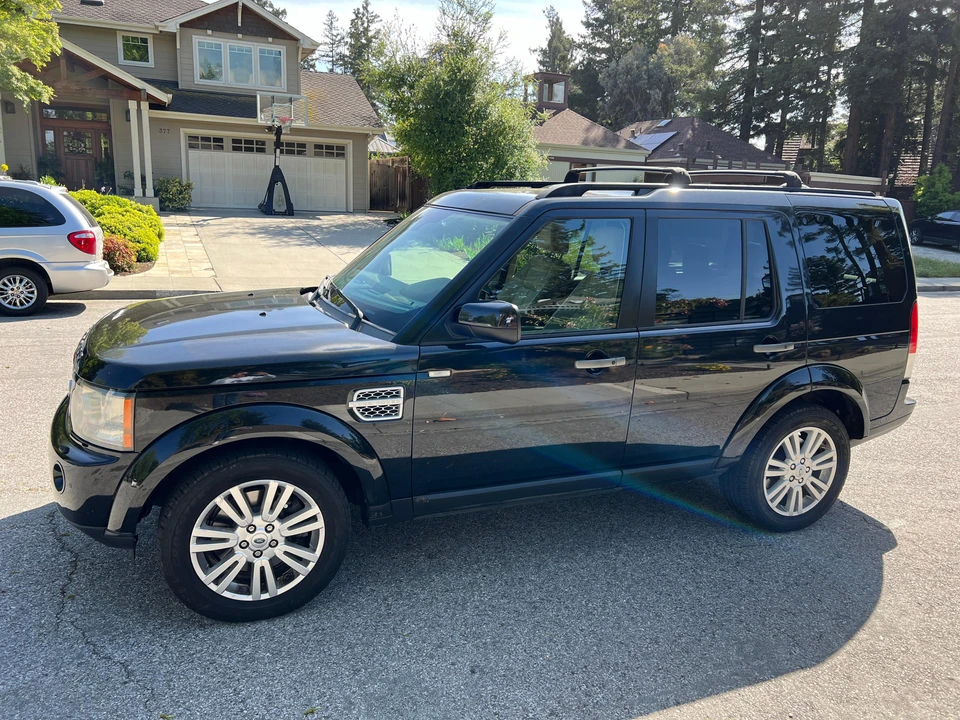 2011 Land Rover Discovery 4th Gen - Image 9 of 28