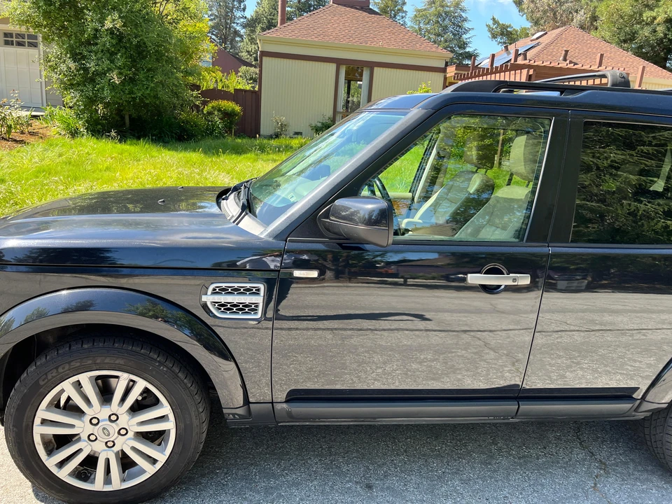 2011 Land Rover Discovery 4th Gen - Image 26 of 28
