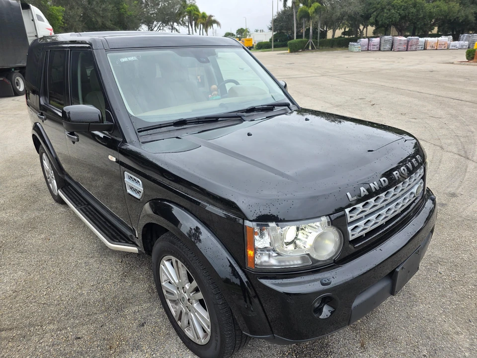 2011 Land Rover Discovery 4th Gen - Image 14 of 31