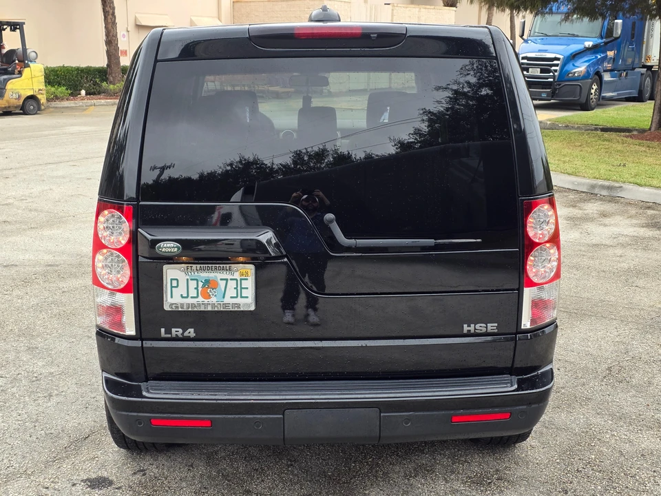 2011 Land Rover Discovery 4th Gen - Image 12 of 31