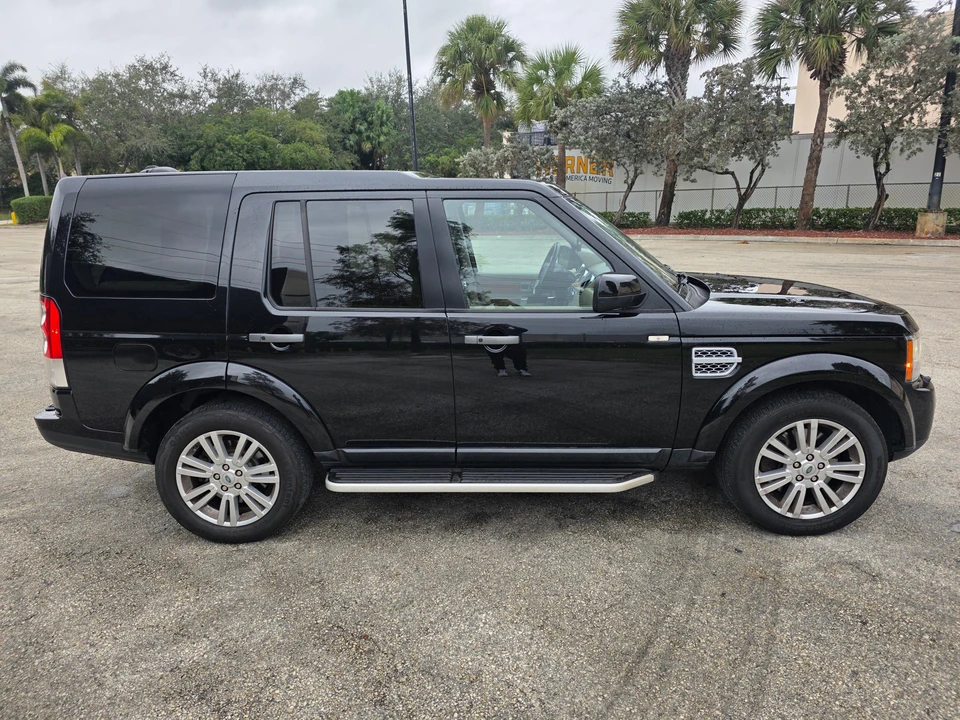 2011 Land Rover Discovery 4th Gen - Image 13 of 31