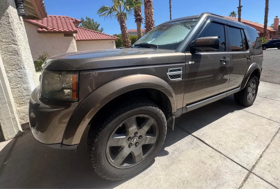 2011 Land Rover Discovery 4th Gen - Image 3 of 13