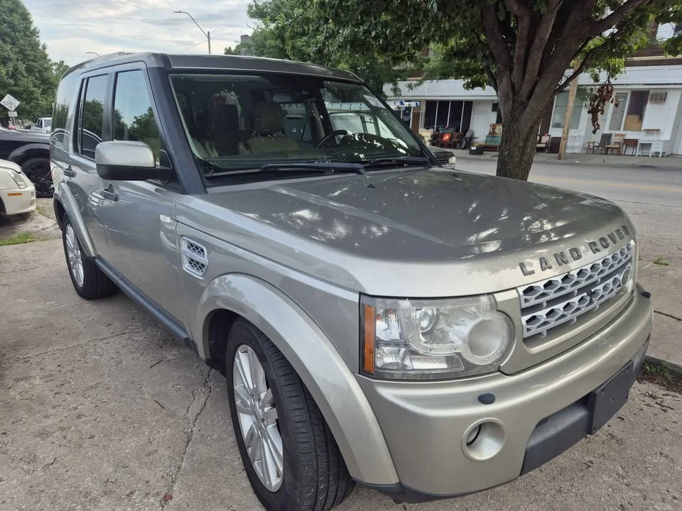 2011 Land Rover Discovery 4th Gen - Image 4 of 9